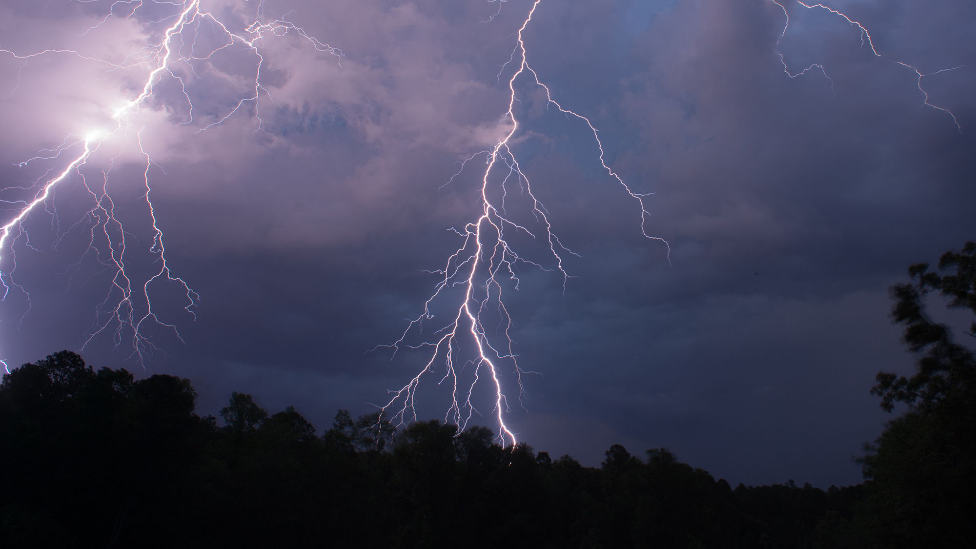 LightningFeature