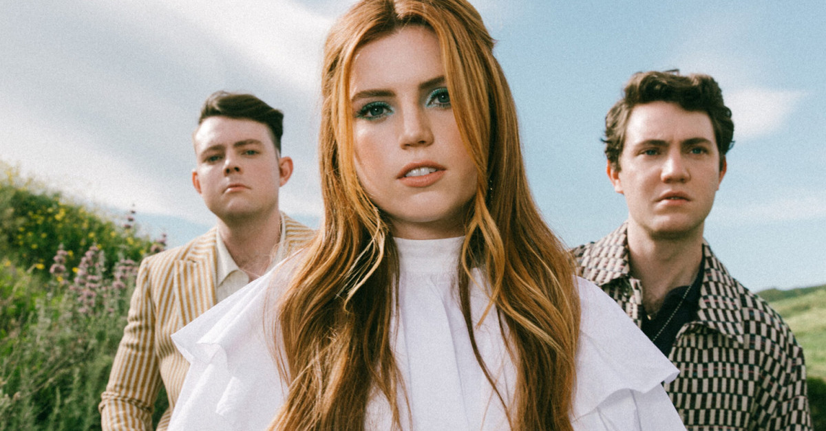 Echosmith__FocusFillWyIwLjA0Ii